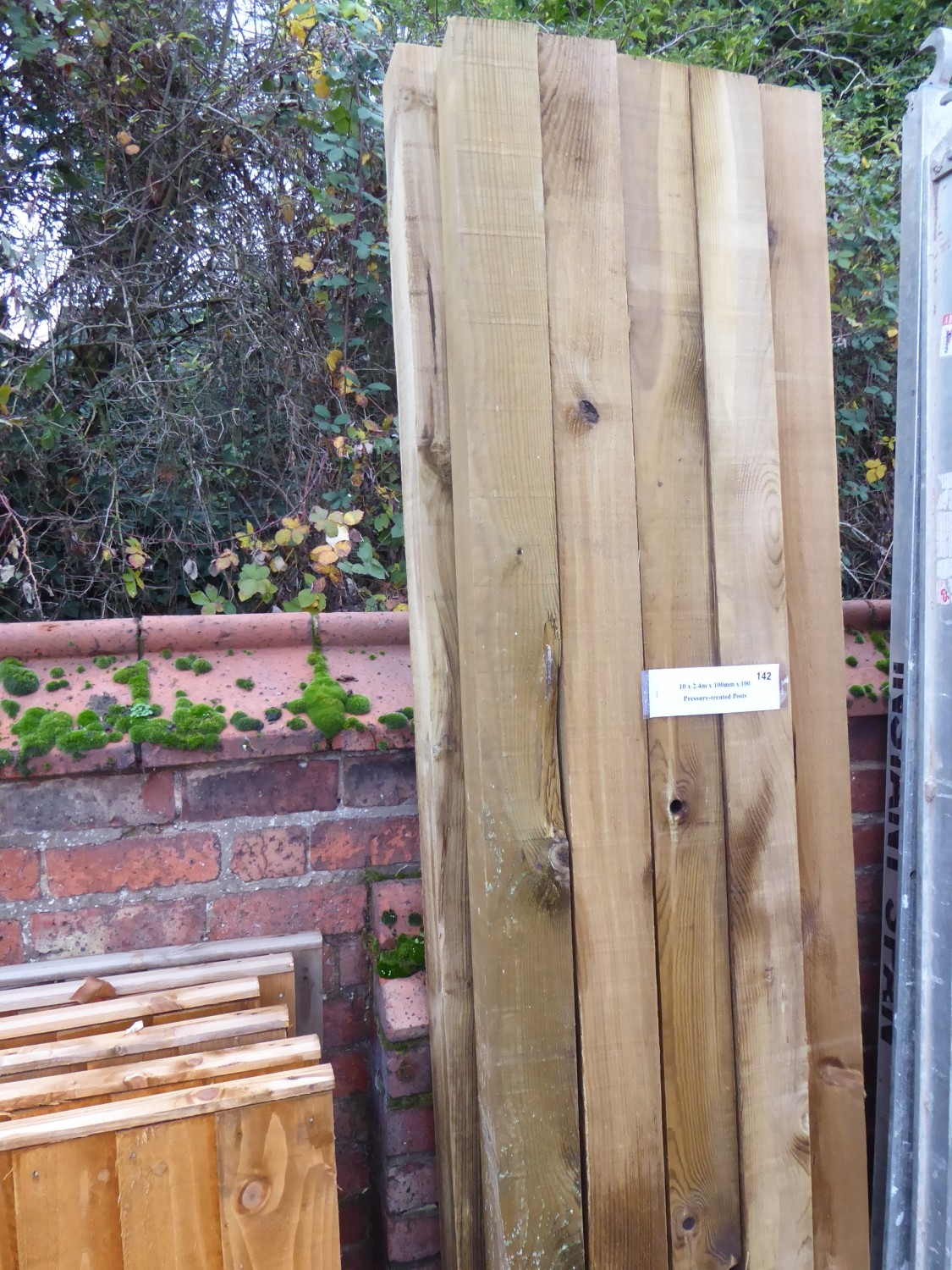 Pressure treated fence posts - 2400 x 100 x 100mm (10)
