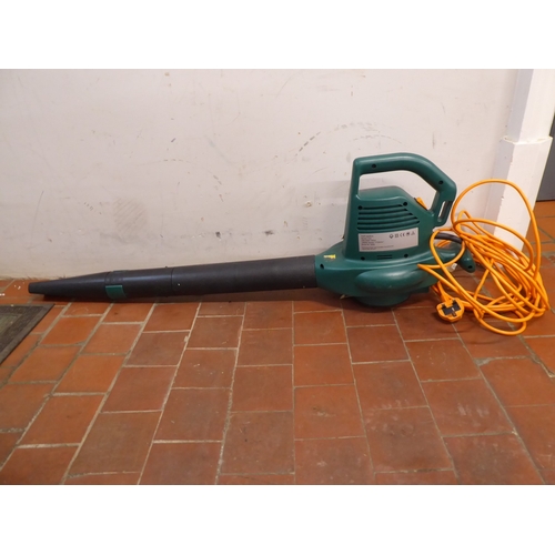 36 - Gardena electric long reach hedge trimmer & Performance electric leaf blower (2)