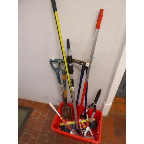 37 - Garden tools - Wolf interchangeable, Spear & Jackson shears, spade, fork etc.