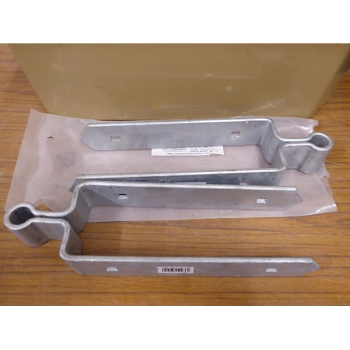 39 - Quantity galvanised field gate hinges, brackets etc.