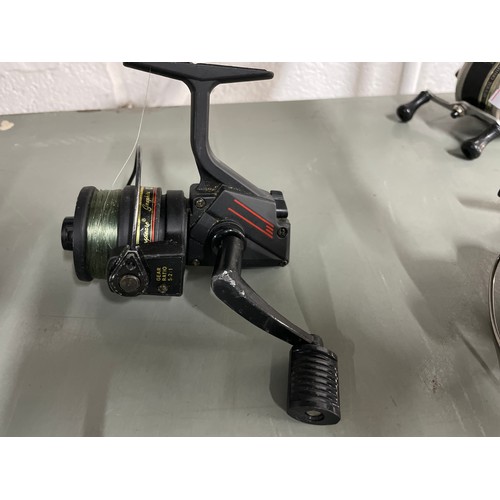 85 - 3 x Shakespeare Fishing Reels Inc 2280-040, Pro-Touch2010-030 and a Graphite 035