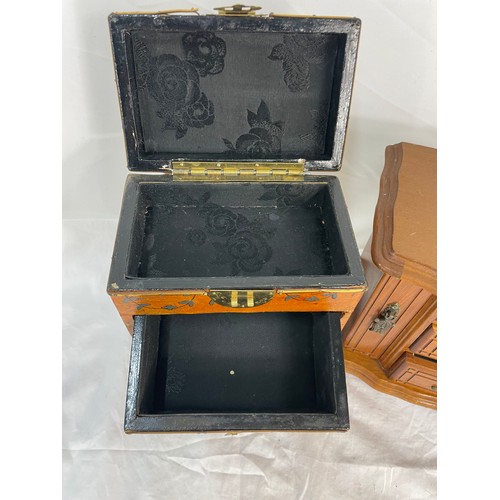 131 - 2 x Vintage Jewelry Boxes