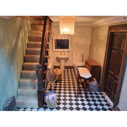 220 - 12-1 Scale Georgian Dolls House Fully fitted
Lights and decoration throughout, to a very high standa... 