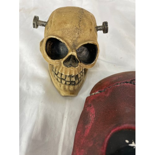 262 - 3 X Skull Related Items