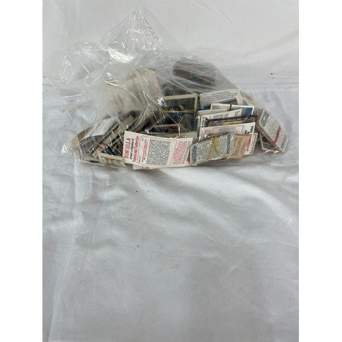 292 - Large Bag Of Vintage Collectors Cigarette & Tea Cards