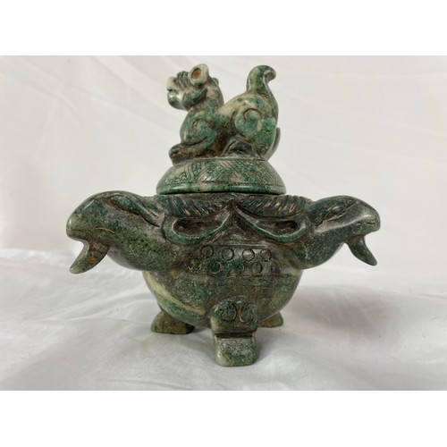 295 - Stunning 3 Pointed Green Jade Ink Well