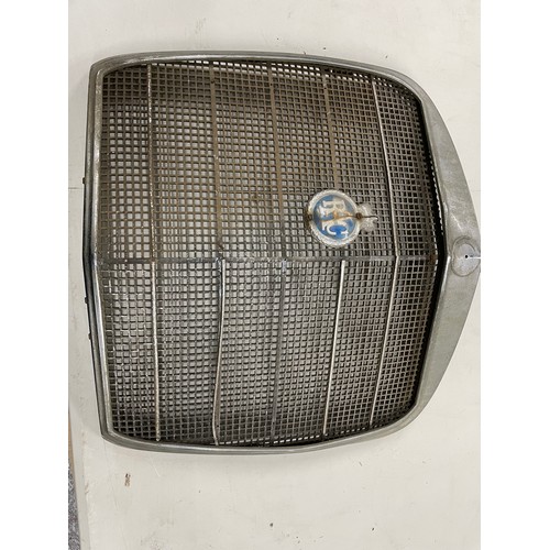 302 - 1950's Mercedes Benz Front Grill With RAC Badge