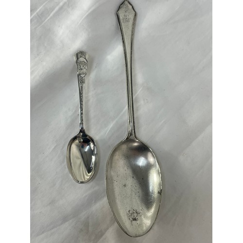 322 - 2 X Mappin & Webb Spoons