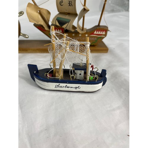 337 - 4 X Nautical Themed Ornaments