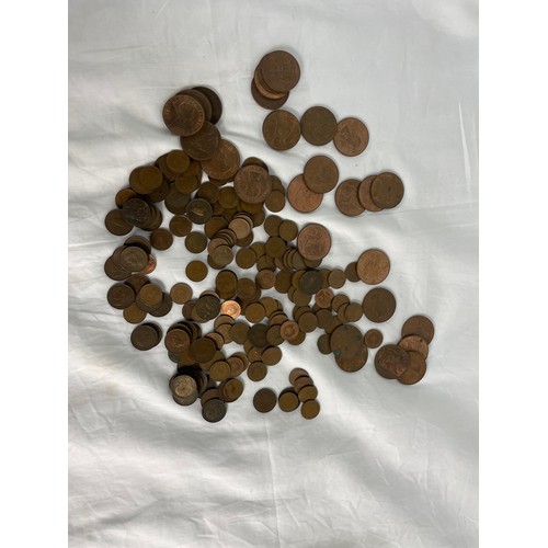 368 - Collection Of Old Pennies, Half Pennies & Farthings