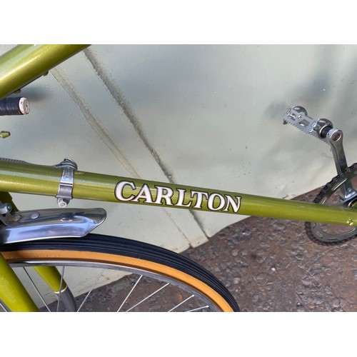 135 - 1970's Carlton Corsa Drop handled Road Bike, Like New In Pea Green