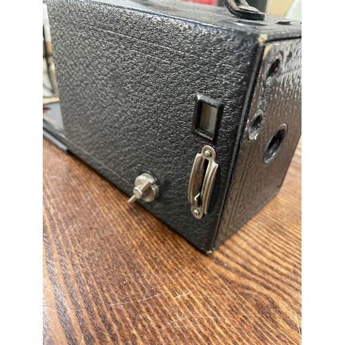 234 - Vintage Kodak Brownie 120 Canadian Camera