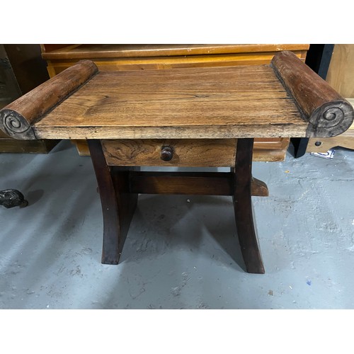 269 - Oak Side Table / Seat