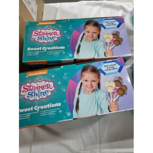 146 - 2 x Nickelodion Shimmer & Shine Sweet Creations