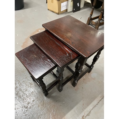 167 - Mahogany Set Of Nesting Tables