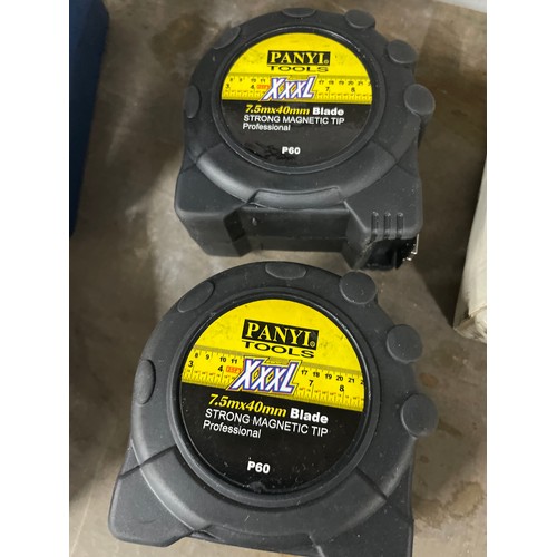 226 - 2 x Pany Tools magnetic 7.5 x 40mm Professional Tape Measures