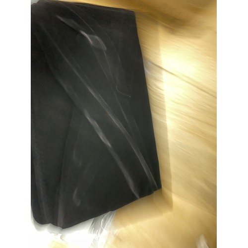 338 - 8 x Brand New Black Velvet Clutch Bags