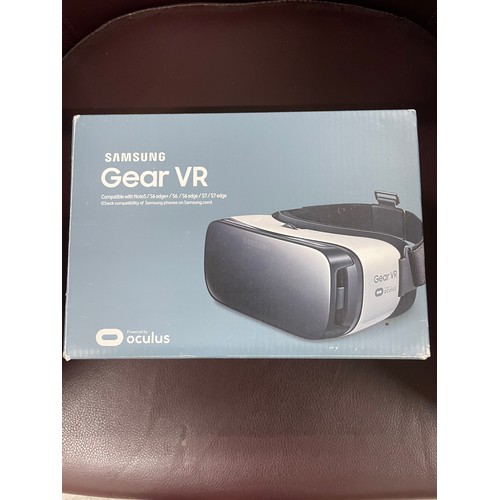 126 - Oculus Samsung Gear VR Headset