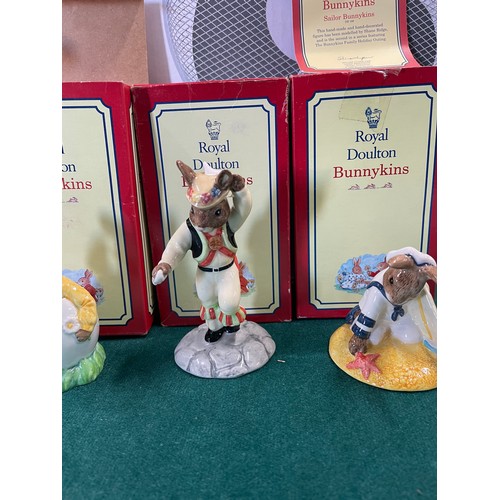 8 - 4 x Boxed  Royal Doulton Bunnykins Figurines