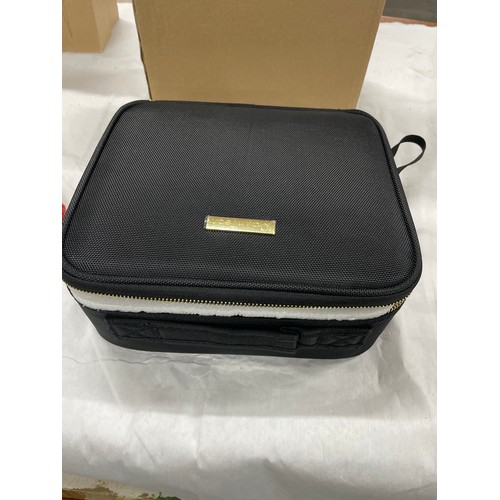 183 - Cushioned Storage Case