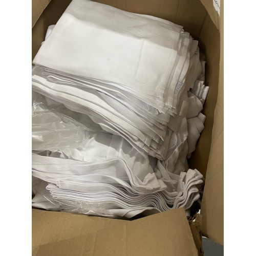 184 - Large Quantity Of Catering napkins