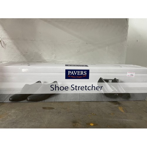 49 - Pavers Shoe Stretcher