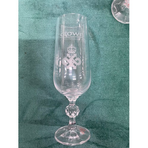 101 - 4 x Crown Wallcoverings Etched Lancashire Crystal Presentation Flutes