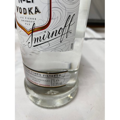 126 - 1Ltr Bottle Of Smirnoff Vodka 21