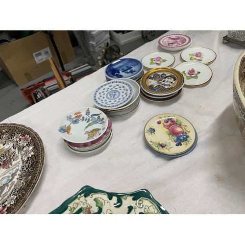 184 - Quantity Of Miniature Plates Various Makers