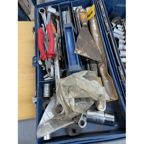 231 - 1 x Toolbox Containing Lots Of Tools inc Socket Sets Etc