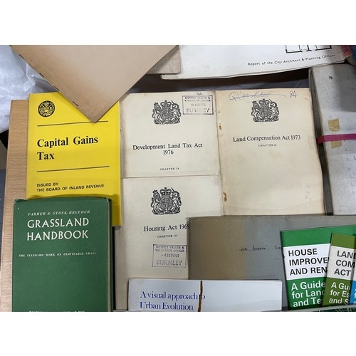 253 - Quantity Of Legal Books (land & Agriculture)