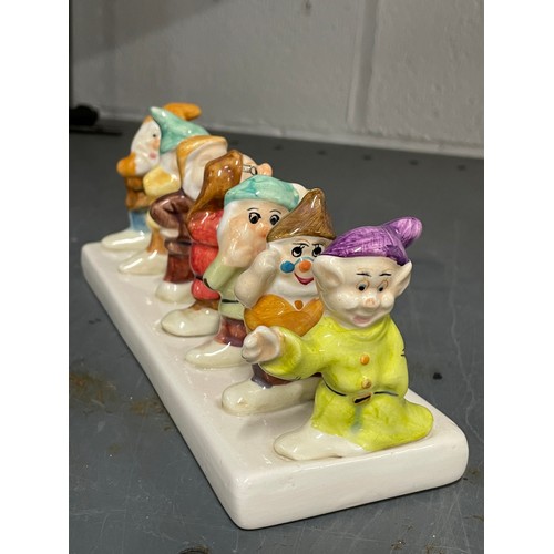 10 - Vintage 'Clover' Disney Edition Snow White & Seven Dwarfs Toast Rack