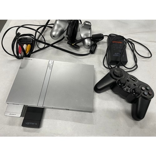 129 - Slimline Silver PS2 With Controllers & Mem Card (Working)