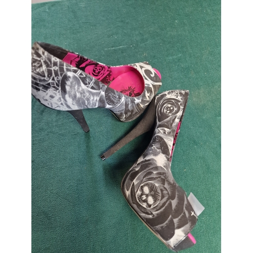 140 - Iron Fist high heel gothic style platform shoe