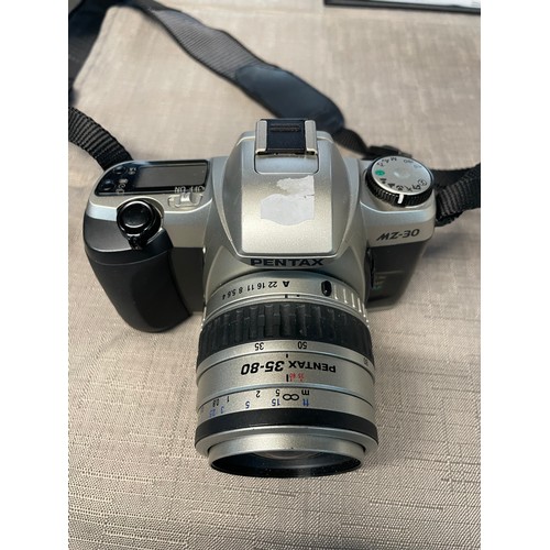 183 - Pentax MZ-30 Af Camera with 35-80 lens