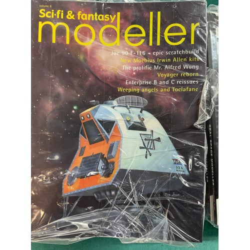 186 - Brand New Sci-Fi Fantasy Modeler Volume 1 x 18 & Volume 8 x 20