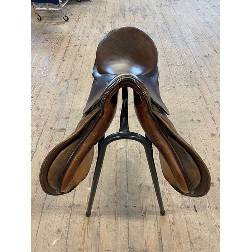 204 - Havana Lanetex Hand Made German Leather Saddle 17.5