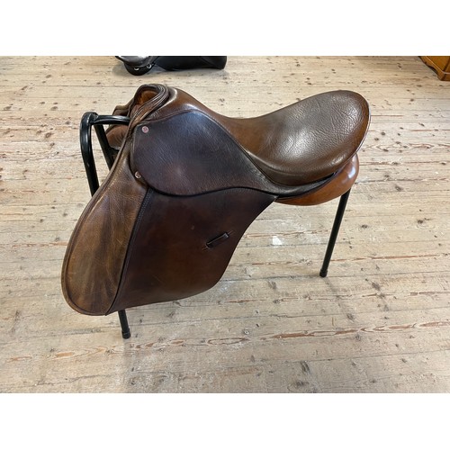 204 - Havana Lanetex Hand Made German Leather Saddle 17.5