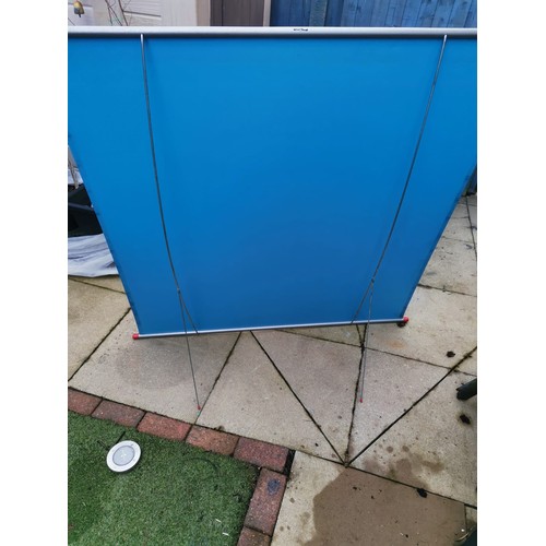 280 - Roll Down Vintage Projection Screen