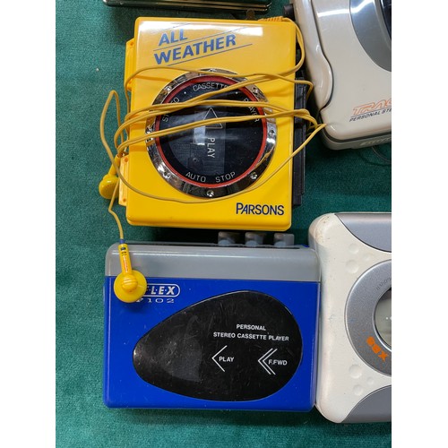 304 - Selection Of Portable Music Players