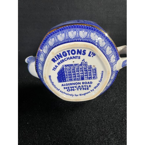 89 - 1930's Ringtons Mailing Ware Tea Pot (mint Condition)