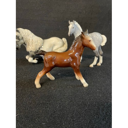 145 - 3 x Mixed Horse Figurines