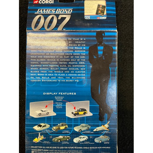 187 - Aston Martin DB5 & Rolls Royce With Figures & Data Cards Gold Finger By Corgi