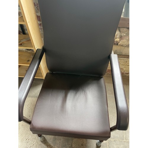 252 - Disability Chair, Great Condition