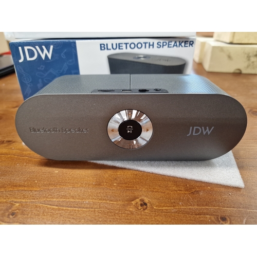 111 - JDW Bluetooth speaker