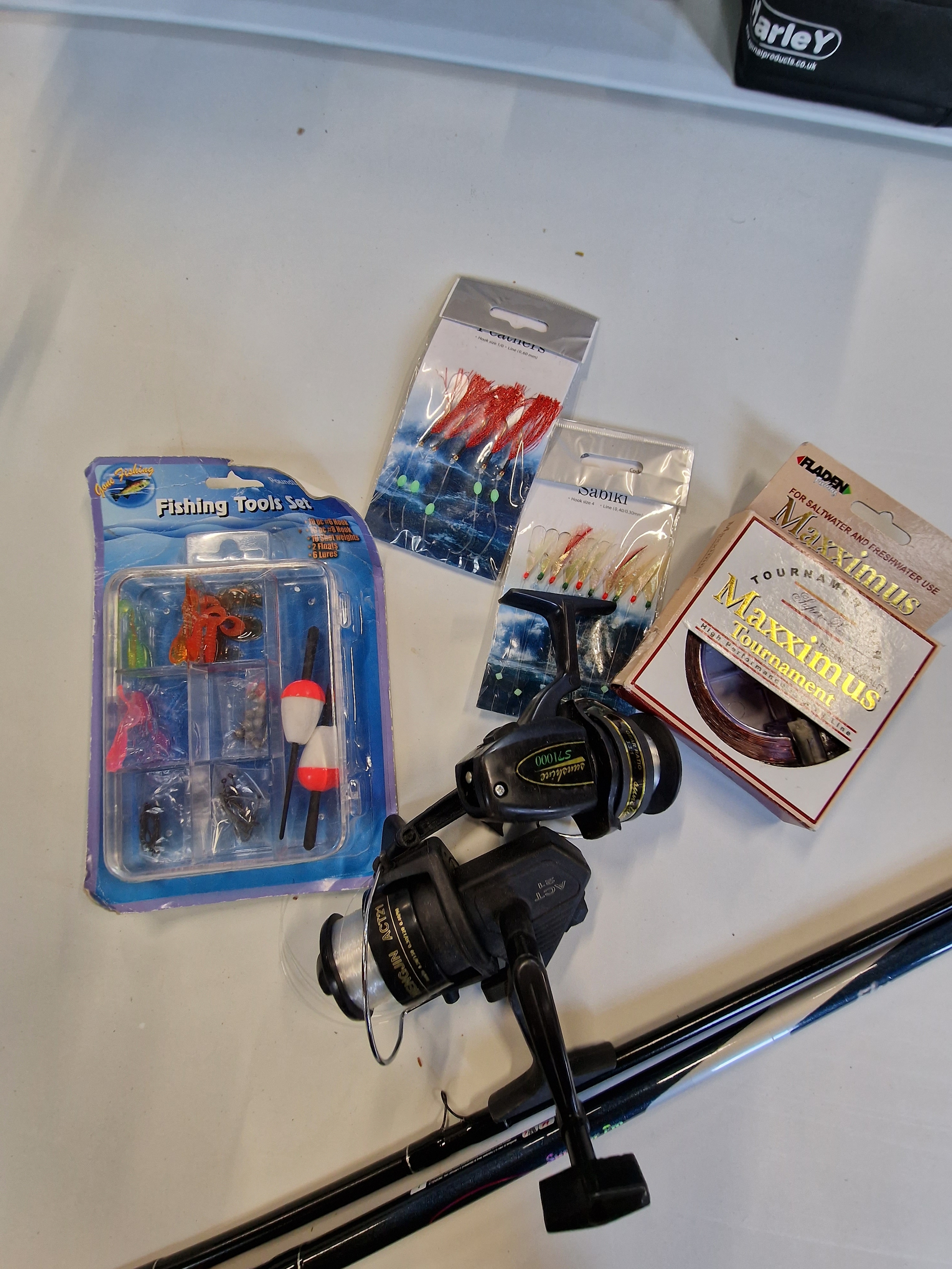 Ron Thompson Superior Pro 9ft # 6/7 fishing pole and reels. Additional  fishing line, fishing tool s