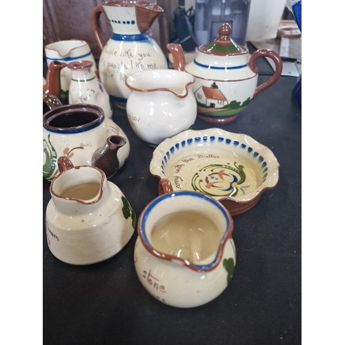 4 - A selection of Longpark Torquay ware