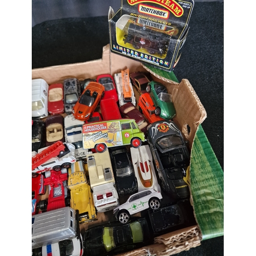 126 - A large collection of collectables toy cars, including Corgi, matchbox, hotwheels, Dinky and welly
