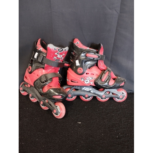 177 - Pair of Kids No Fear Rollerblades Uk Size 1-4