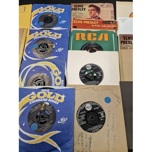 26 - 21 ELVIS - RCA 45s and 2 CDs